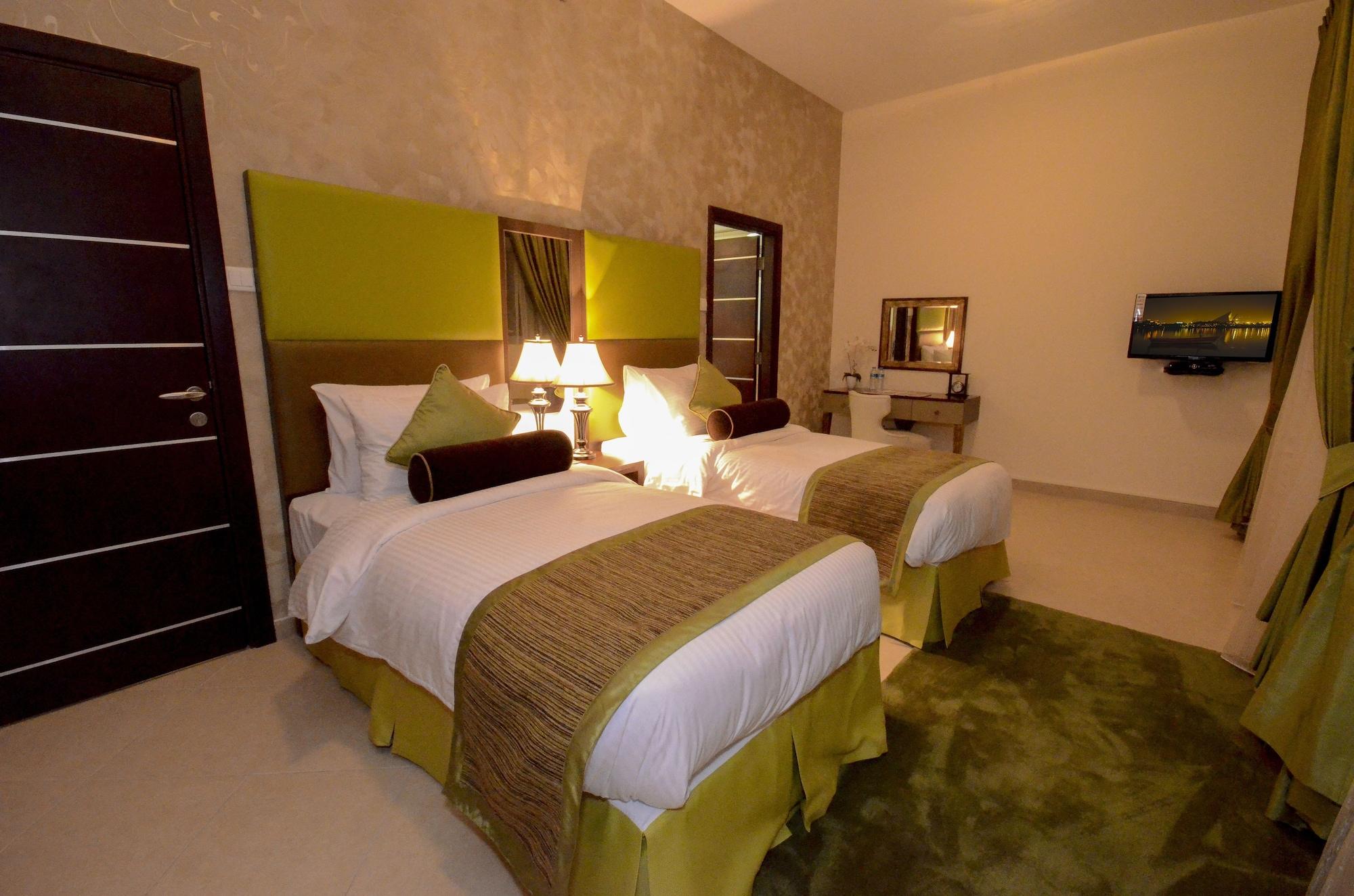Al Waleed Palace Hotel Apartment Al Barsha Dubai Exterior foto