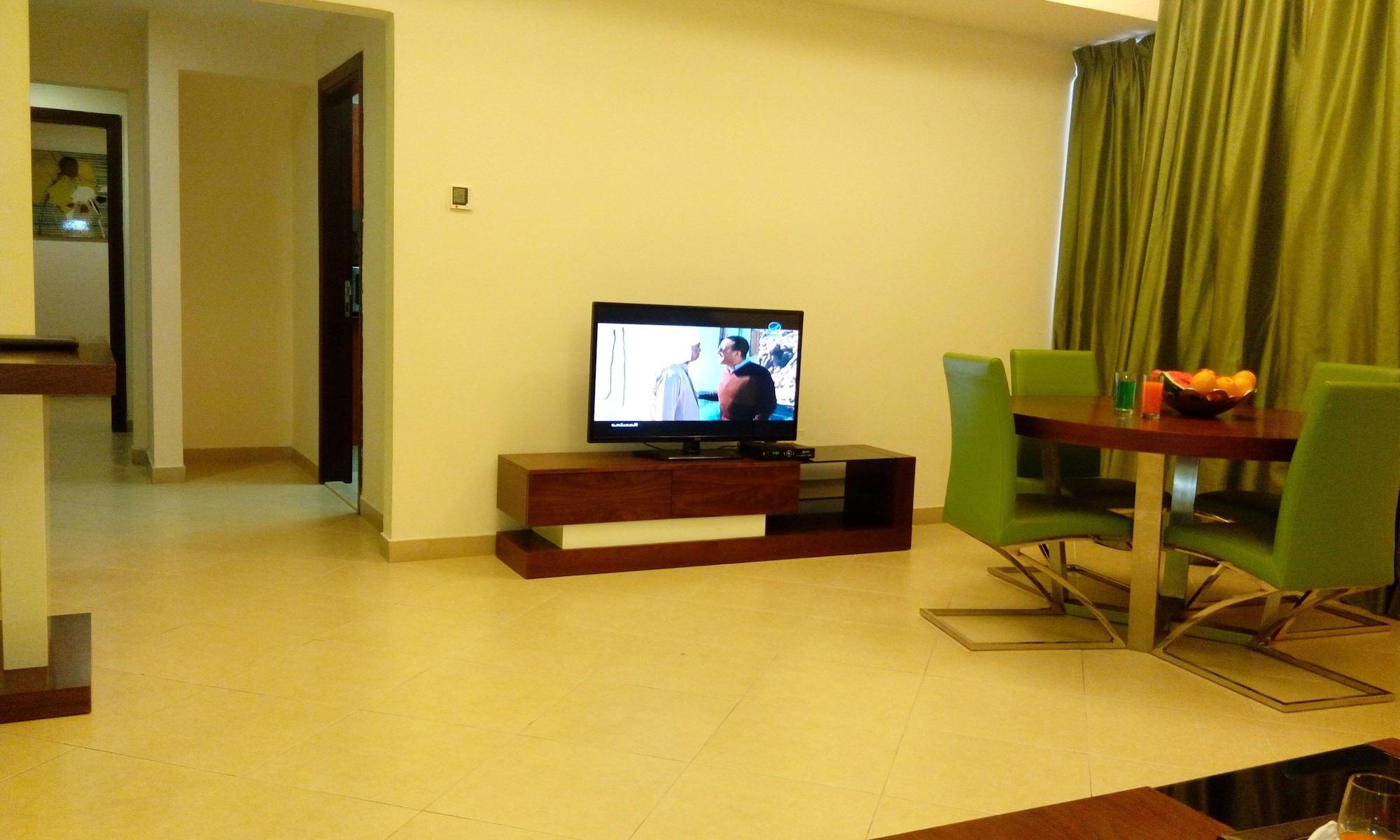 Al Waleed Palace Hotel Apartment Al Barsha Dubai Exterior foto