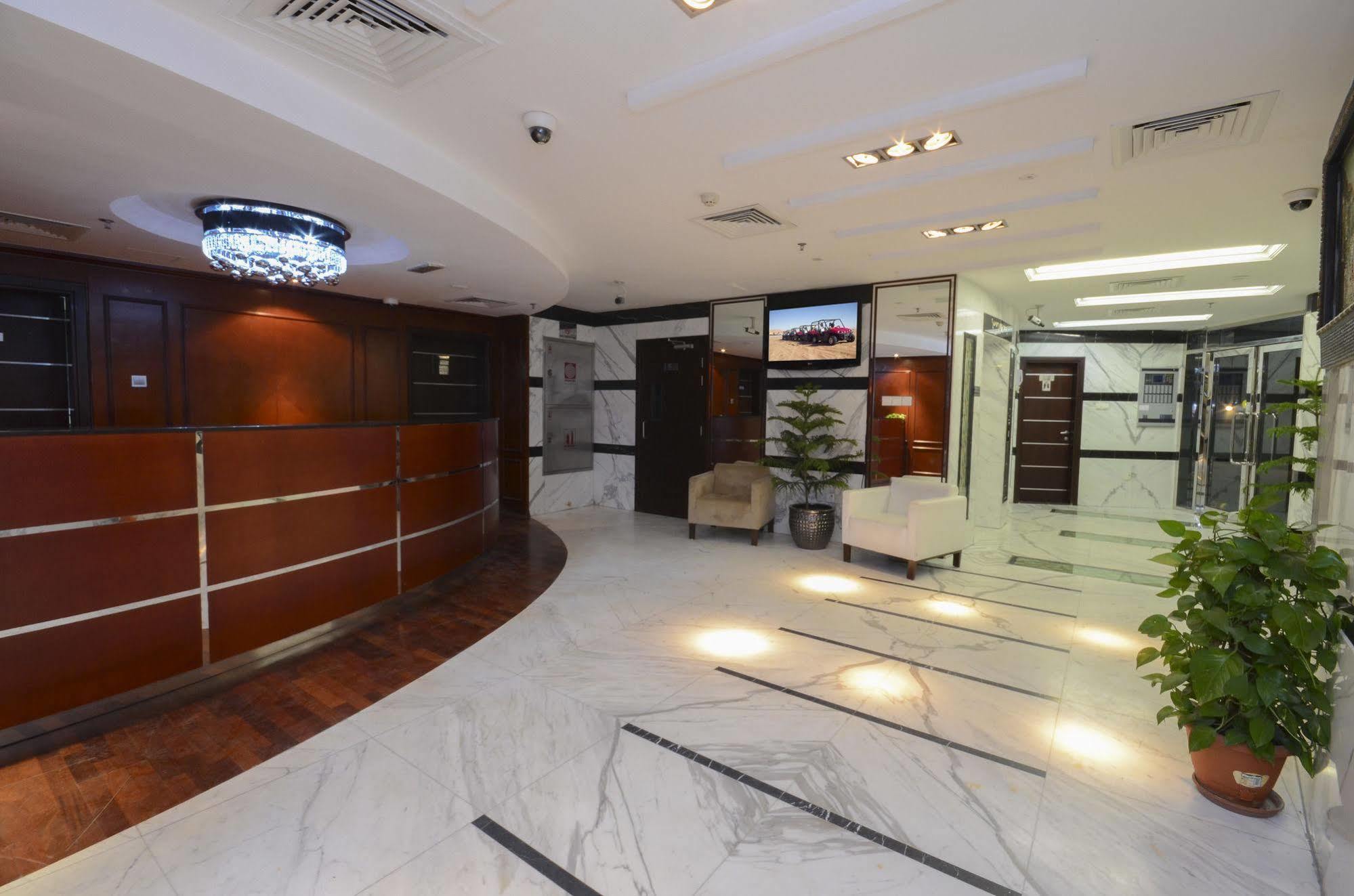 Al Waleed Palace Hotel Apartment Al Barsha Dubai Exterior foto